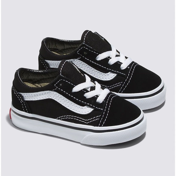Vans Other - Vans Toddler Old Skool Sneaker Shoes in Black, 10